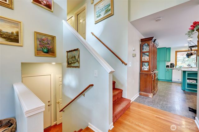 2120 NE Edwin Court, Poulsbo, WA 98370