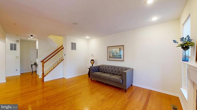 43262 BALTUSROL TER, Ashburn, VA 20147