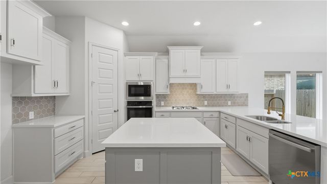 723 Arroyo Dorado, New Braunfels, TX 78130