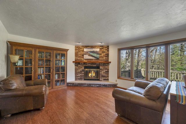 2941 MAYFLOWER ROAD, Green Bay, WI 54311