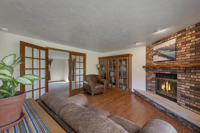 2941 MAYFLOWER ROAD, Green Bay, WI 54311