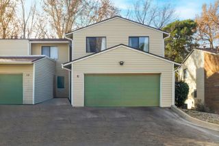 12 Lakeshore Drive NE, Albuquerque, NM 87112