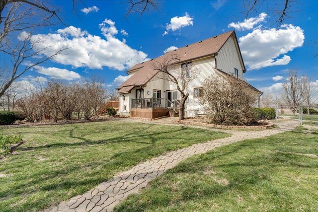 1625 E Sunnydale Lake Cir, Valley Center, KS 67147