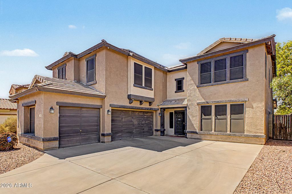 11566 W COCOPAH Street, Avondale, AZ 85323 — photo 2