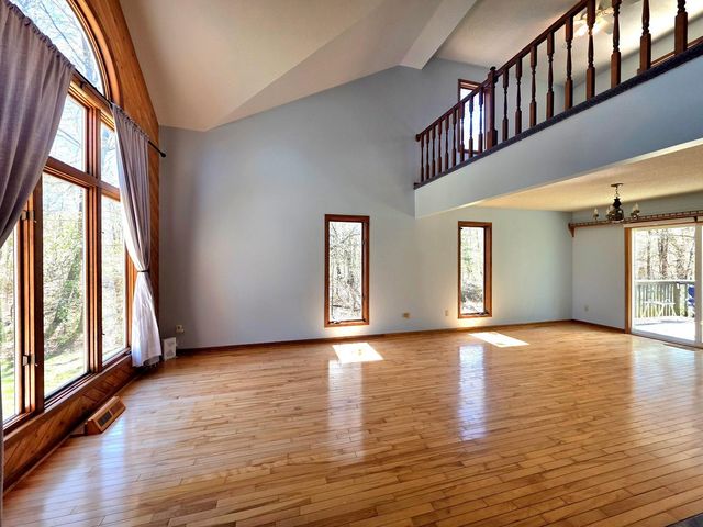 35448 Highway 47 NW, Cambridge, MN 55008