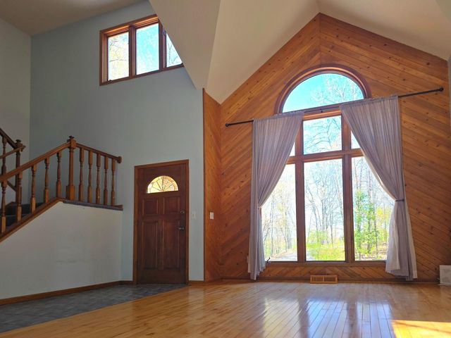 35448 Highway 47 NW, Cambridge, MN 55008