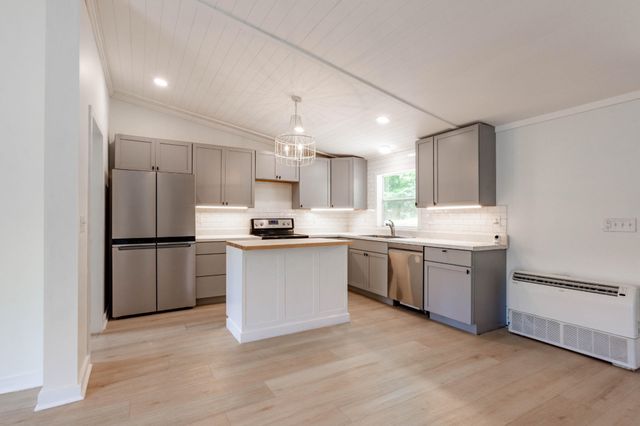 2479 Shut In Gap Road, Spring City, TN 37381