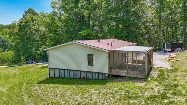 2479 Shut In Gap Road, Spring City, TN 37381