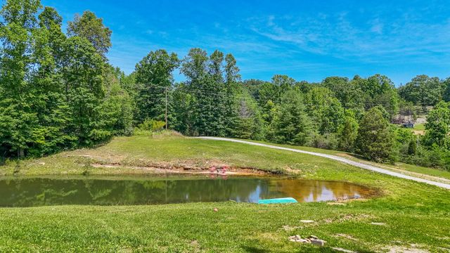 2479 Shut In Gap Road, Spring City, TN 37381