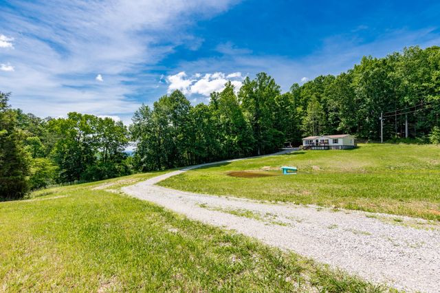 2479 Shut In Gap Road, Spring City, TN 37381