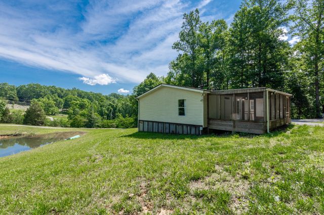 2479 Shut In Gap Road, Spring City, TN 37381