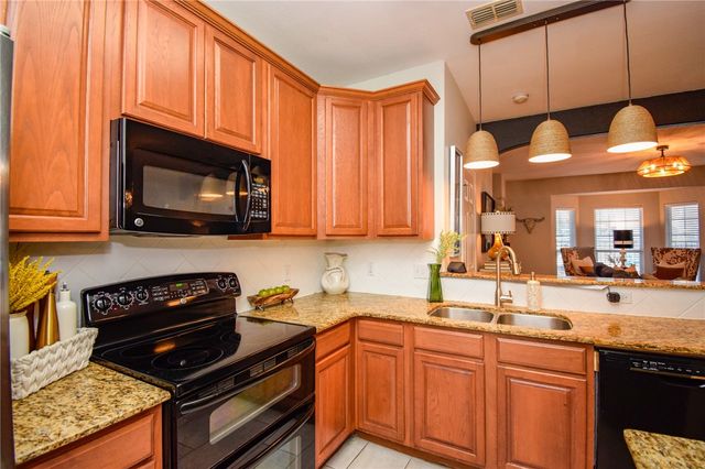 15422 Seamount Cay Ct 203, Corpus Christi, TX 78418