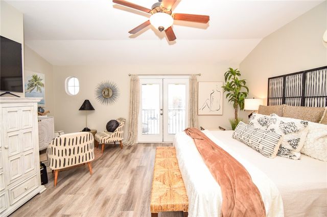 15422 Seamount Cay Ct 203, Corpus Christi, TX 78418