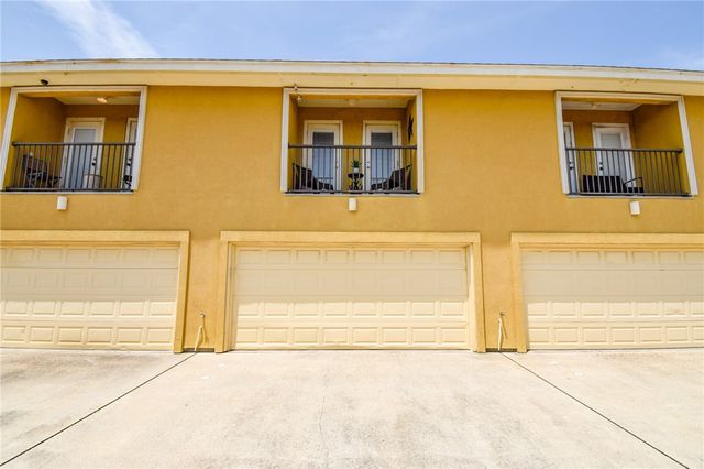 15422 Seamount Cay Ct 203, Corpus Christi, TX 78418