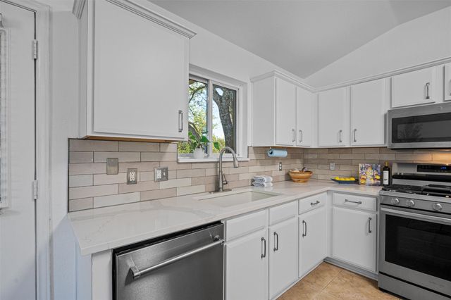 4101 Natural Bridge CT, Round Rock, TX 78681