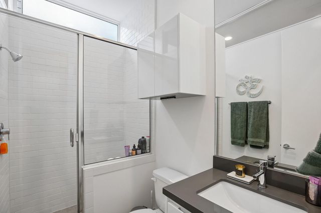 1166 W 19th Street, Houston, TX 77008