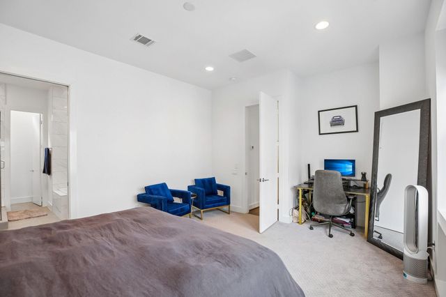 1166 W 19th Street, Houston, TX 77008
