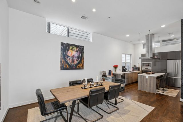 1166 W 19th Street, Houston, TX 77008