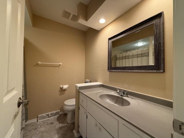 W290N8275 Florencetta HEIGHTS, Hartland, WI 53029
