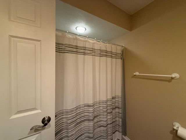 W290N8275 Florencetta HEIGHTS, Hartland, WI 53029