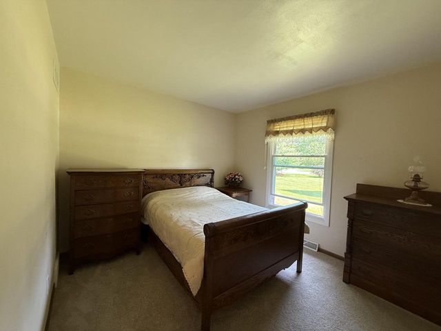 W290N8275 Florencetta HEIGHTS, Hartland, WI 53029