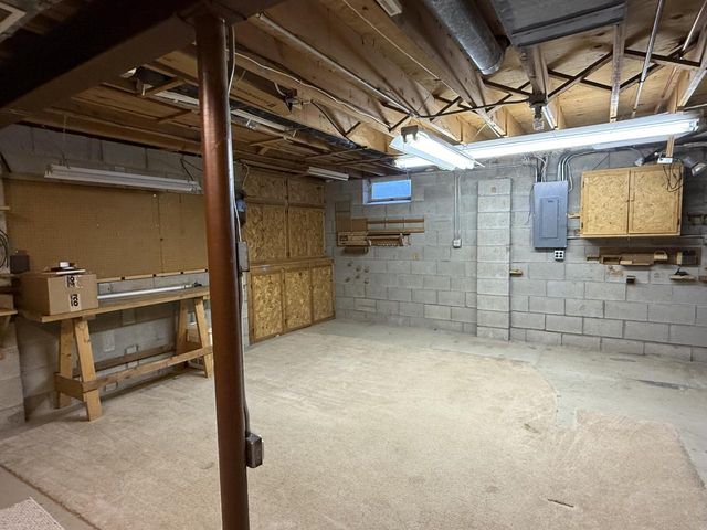 W290N8275 Florencetta HEIGHTS, Hartland, WI 53029