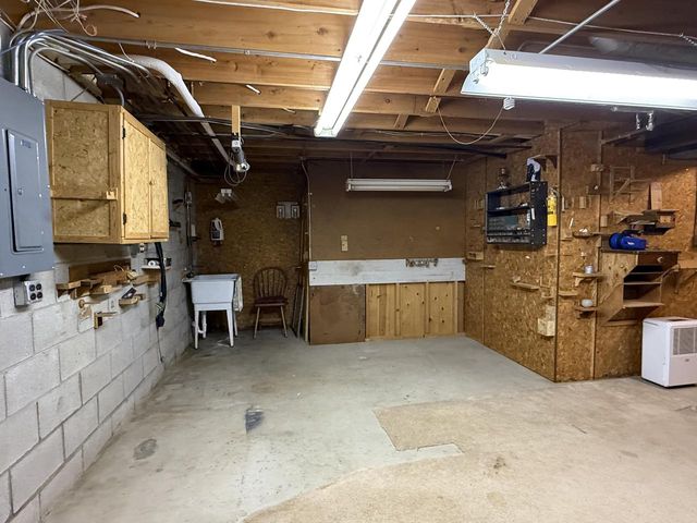 W290N8275 Florencetta HEIGHTS, Hartland, WI 53029