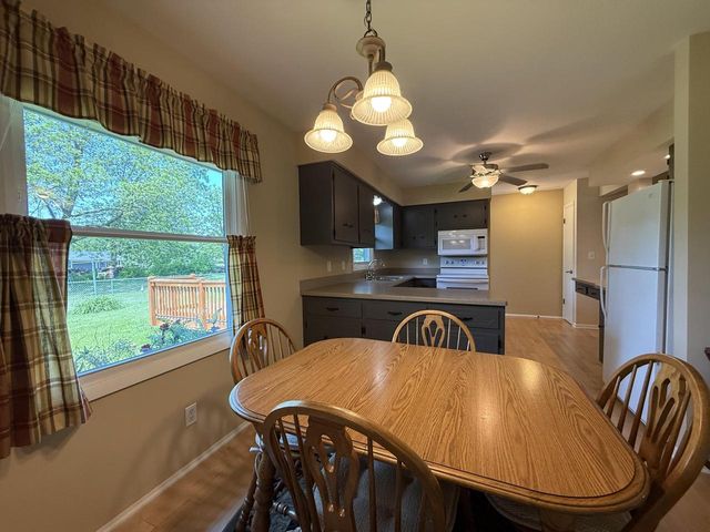 W290N8275 Florencetta HEIGHTS, Hartland, WI 53029