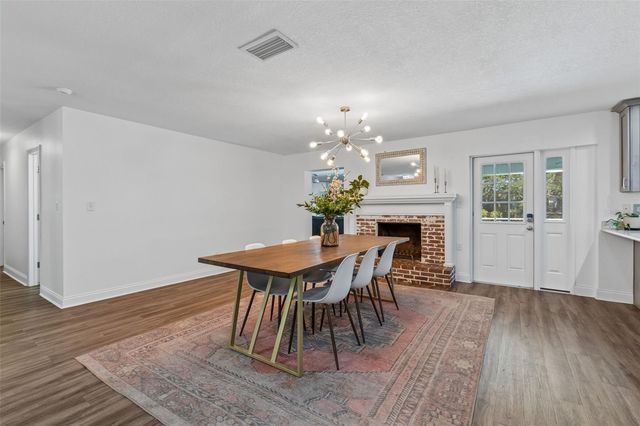 2540 LAKE ELLEN CIRCLE, Tampa, FL 33618