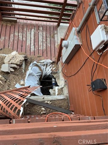 28387 Larchmont, Lake Arrowhead, CA 92352