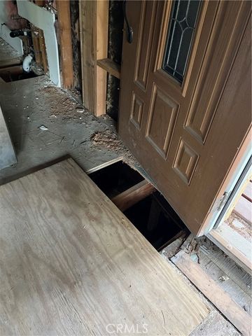 28387 Larchmont, Lake Arrowhead, CA 92352