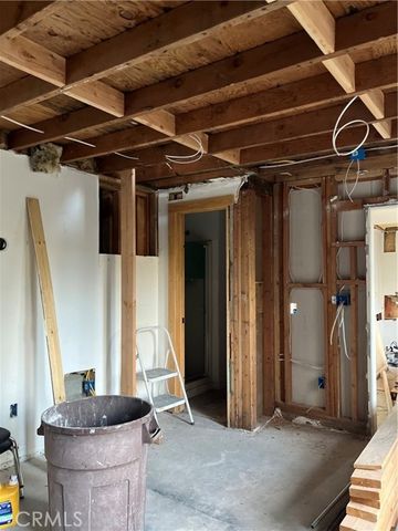 28387 Larchmont, Lake Arrowhead, CA 92352