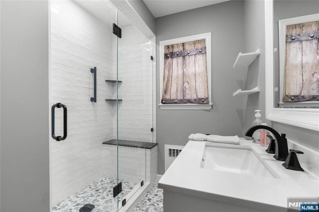 824 Summit Avenue, Hackensack, NJ 07601