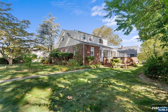 824 Summit Avenue, Hackensack, NJ 07601