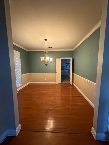 1409 Mayflower Lane, Lewisville, TX 75077