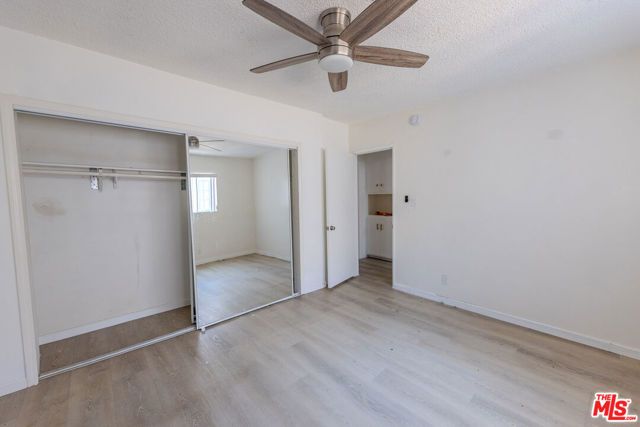 1426 S Orange Grove Avenue, Los Angeles, CA 90019