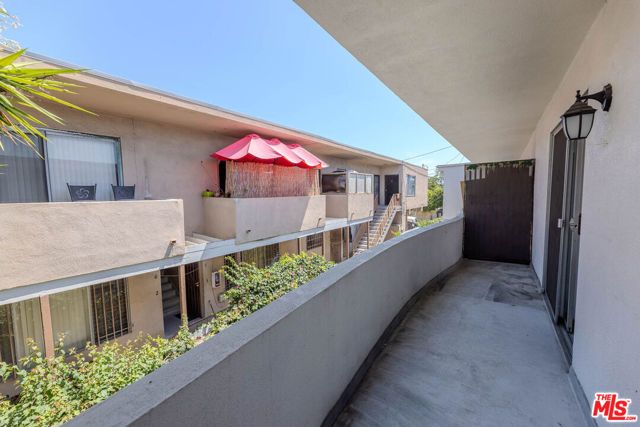 1426 S Orange Grove Avenue, Los Angeles, CA 90019