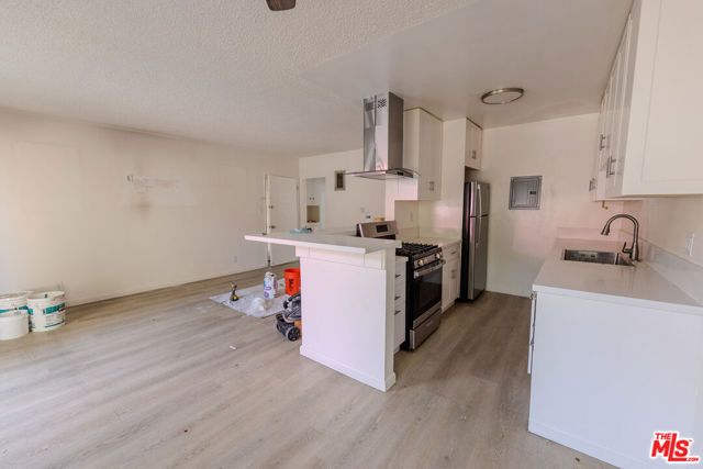 1426 S Orange Grove Avenue, Los Angeles, CA 90019