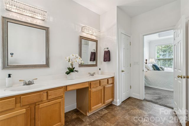 9149 Viscount Lane, Charlotte, NC 28269