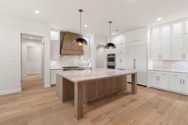 7245 Red Oak Grove Road, Montgomery, TX 77316