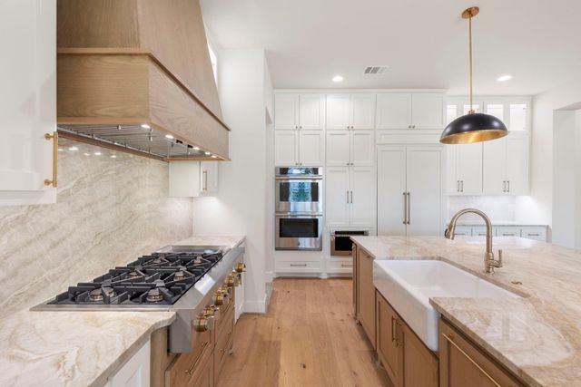 7245 Red Oak Grove Road, Montgomery, TX 77316