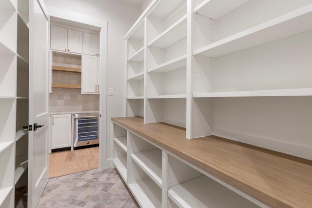 7245 Red Oak Grove Road, Montgomery, TX 77316