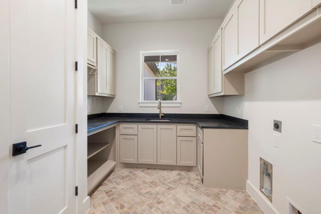 7245 Red Oak Grove Road, Montgomery, TX 77316