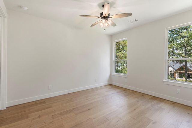 7245 Red Oak Grove Road, Montgomery, TX 77316