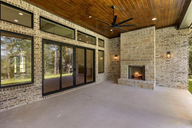 7245 Red Oak Grove Road, Montgomery, TX 77316