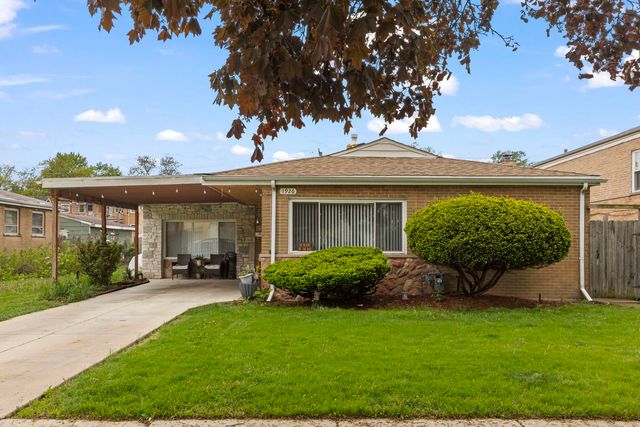 1926 S 16th Avenue, Broadview, IL 60155