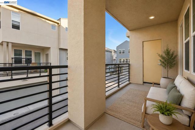 6065 Bullion Ln, Dublin, CA 94568