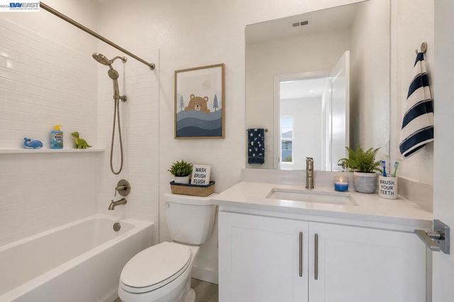 6065 Bullion Ln, Dublin, CA 94568