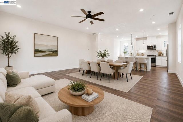 6065 Bullion Ln, Dublin, CA 94568