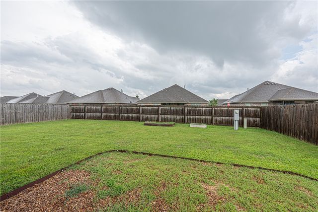 4430 W Anthem Drive, Fayetteville, AR 72704